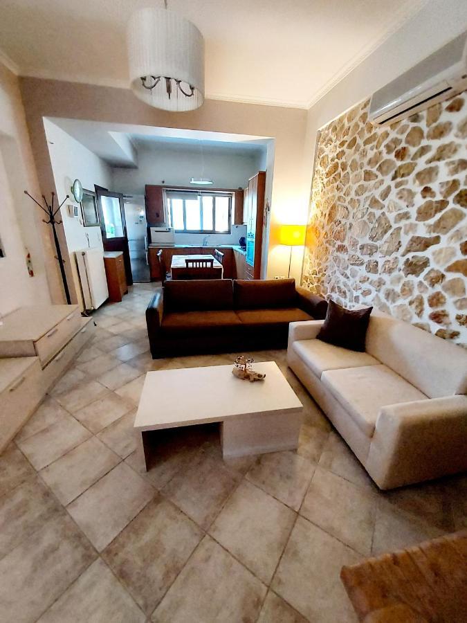 Irini Studios أليكيس المظهر الخارجي الصورة